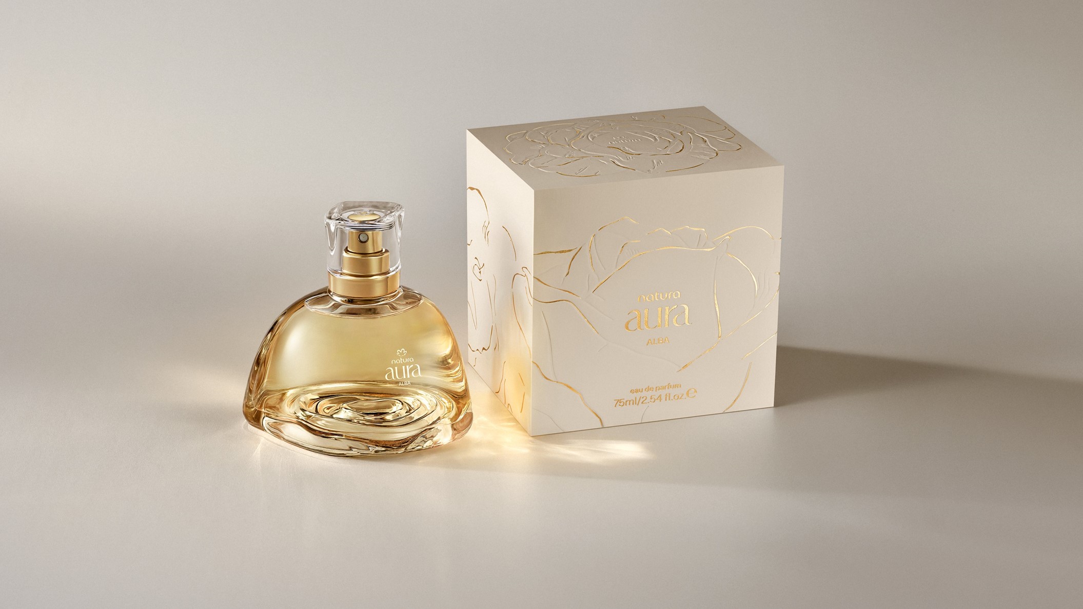 <span style = 'font-size:120%; font-weight: bold;'>Natura Aura Alba 75 ml</span><br>Foi lançado no Dia das Mães desse ano uma nova marca para a perfumaria prestige Natura: Aura Alba. Esse lançamento repre...