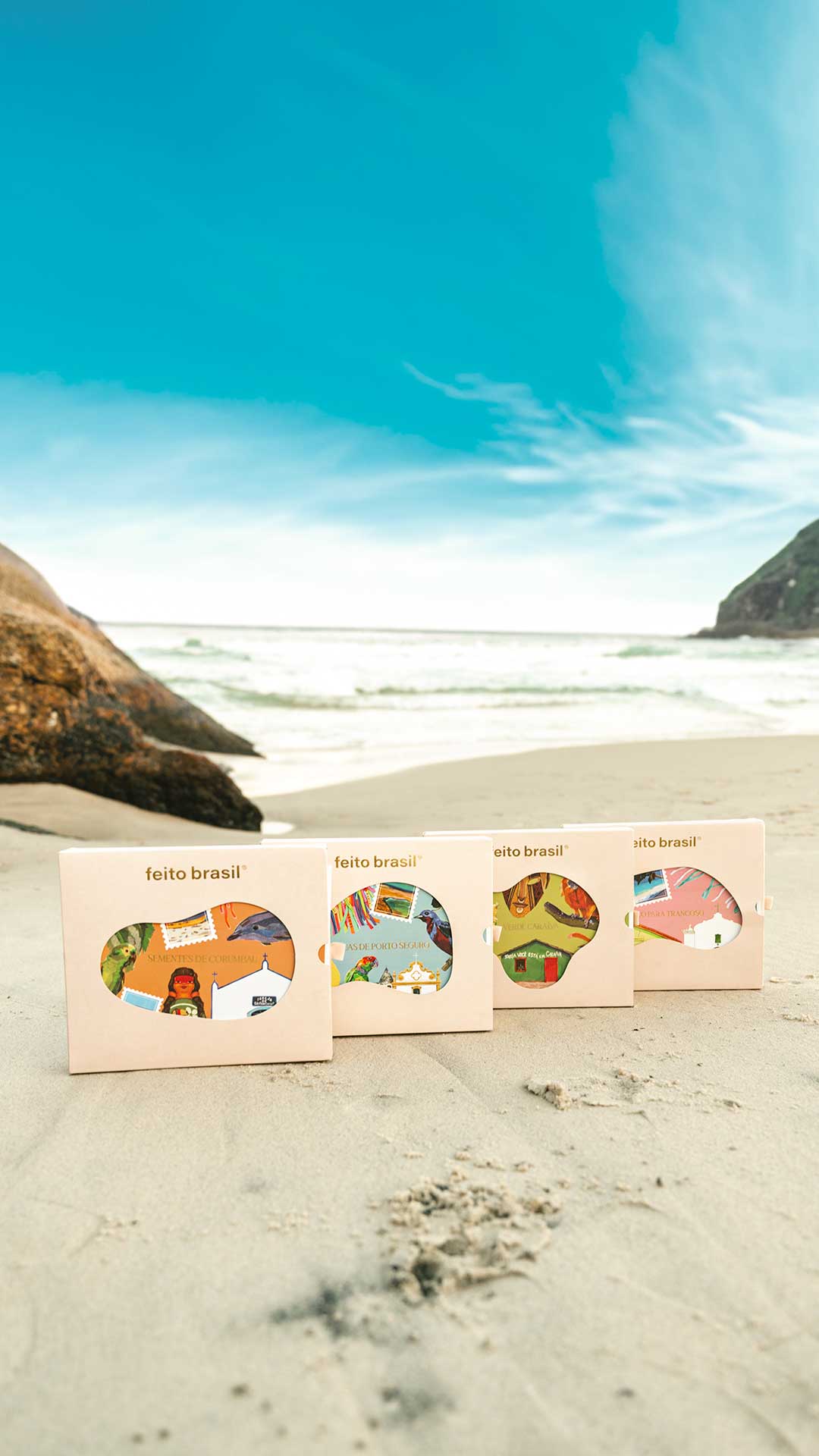 <span style = 'font-size:120%; font-weight: bold;'>Coleção Exuberante Bahia - feito brasil</span><br>As embalagens da Coleção Exuberante Bahia são um convite a uma viagem sensorial pelos encantos do sul da Bahia. Inspirad...