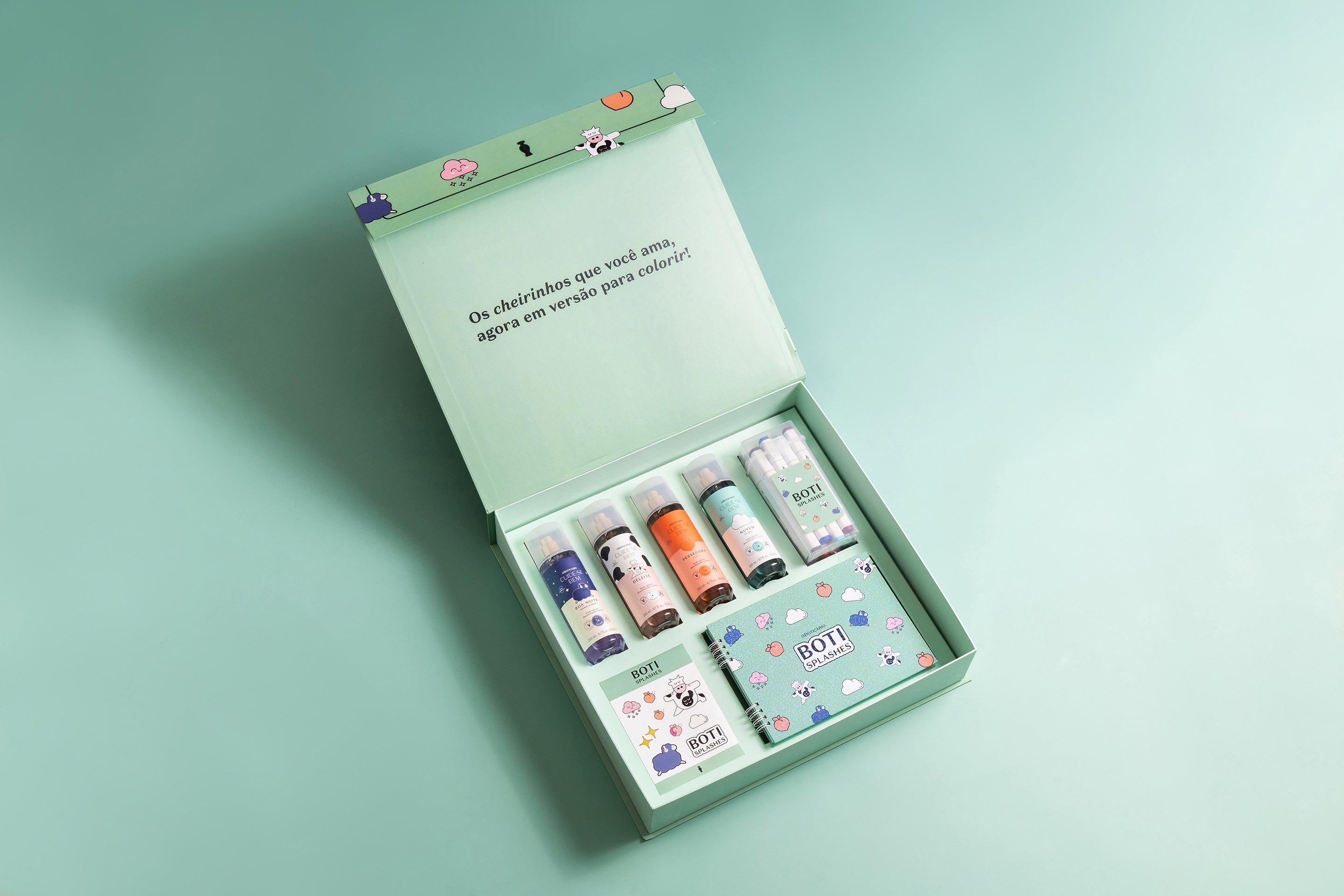 <span style = 'font-size:120%; font-weight: bold;'>BotiSplashes-livro de colorir OBoticário</span><br>O Boticário lança livro de colorir com ícones clássicos das embalagens de Cuide-se Bem, unindo duas tendências: os body ...